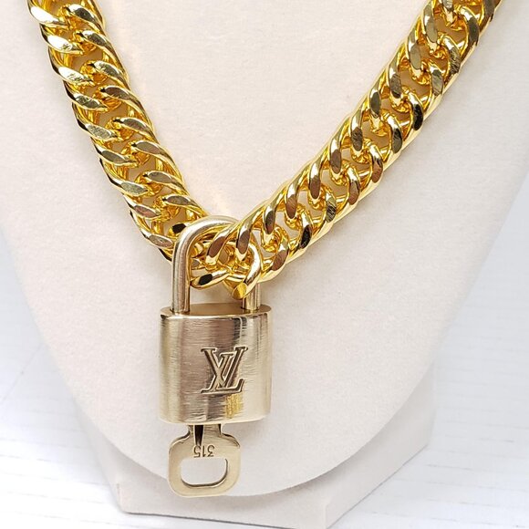Authentic Louis Vuitton Padlock w/unbranded Cuban Style 18k Gold Plated Chain - Picture 10 of 15